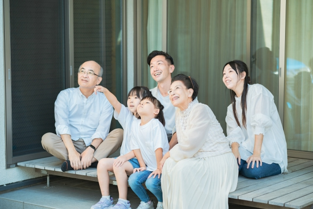 高齢者が不動産を売却する時は要注意！その注意点などを解説しますの画像