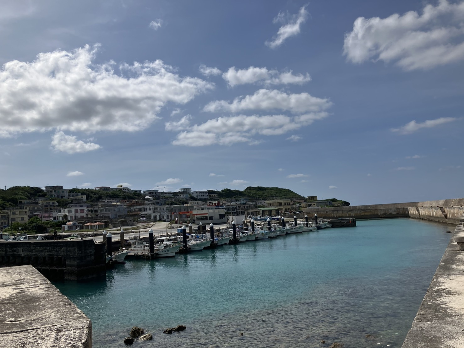 宮古島　伊良部島佐良浜漁港の画像