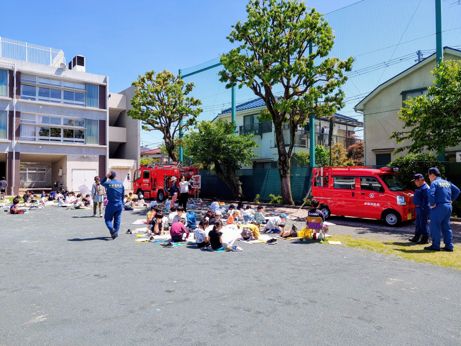 地域貢献　消防団　写生大会手伝い・可搬ポンプ操法大会の画像