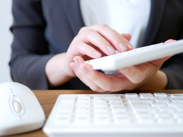 不動産売却における司法書士の役割とは？依頼するメリットと費用も解説