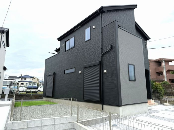 秦野市鈴張町の新築戸建て残1棟！仲介手数料無料の魅力をご紹介の画像