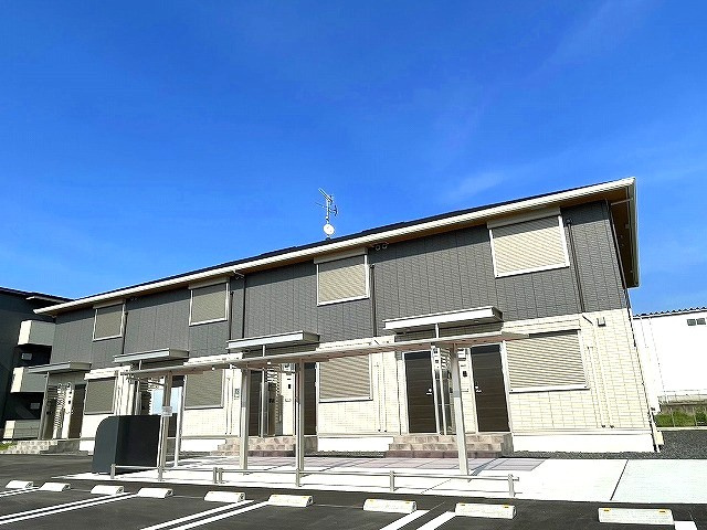 ピュアフィールドの外観写真