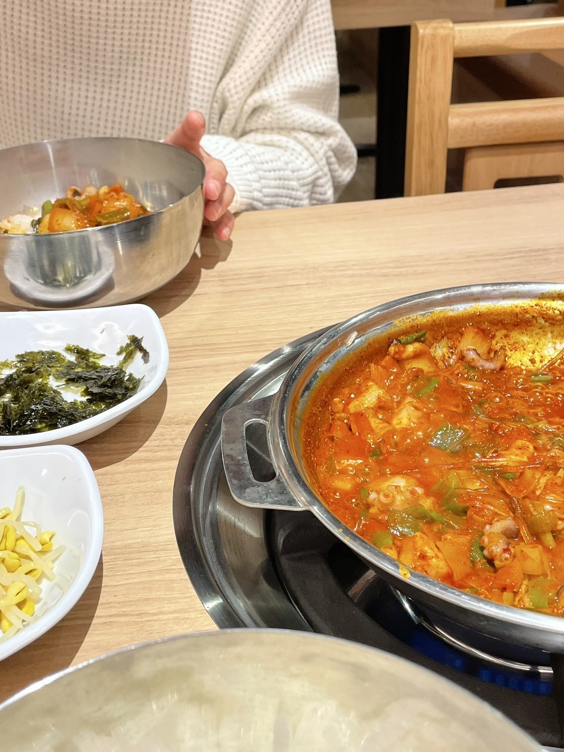 【BLOG】暑い日こそ辛いもの…？の画像