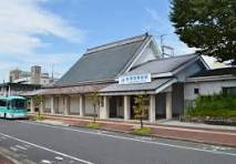 近鉄橿原線畝傍御陵前駅（うねびごりょうまええき）の画像