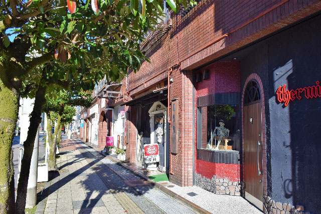 店舗をどこに出店すべきか決めるためのポイントについて