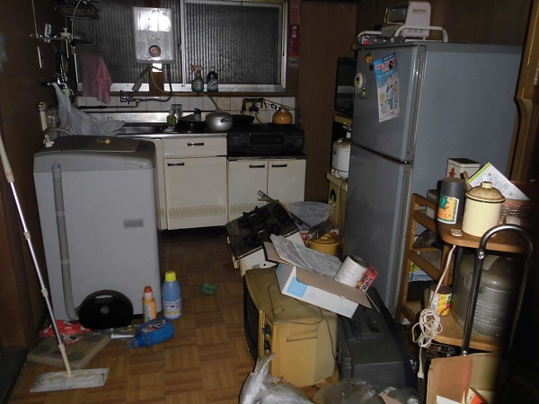 松原市内の長屋を売りたい方は弊社まで！の画像