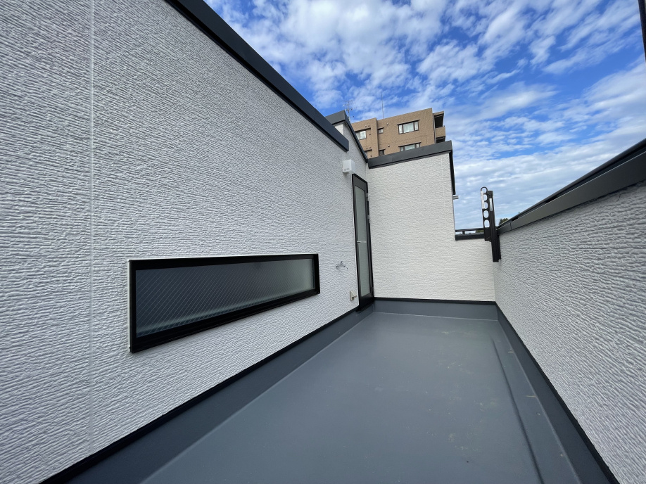 ルーフバルコニー