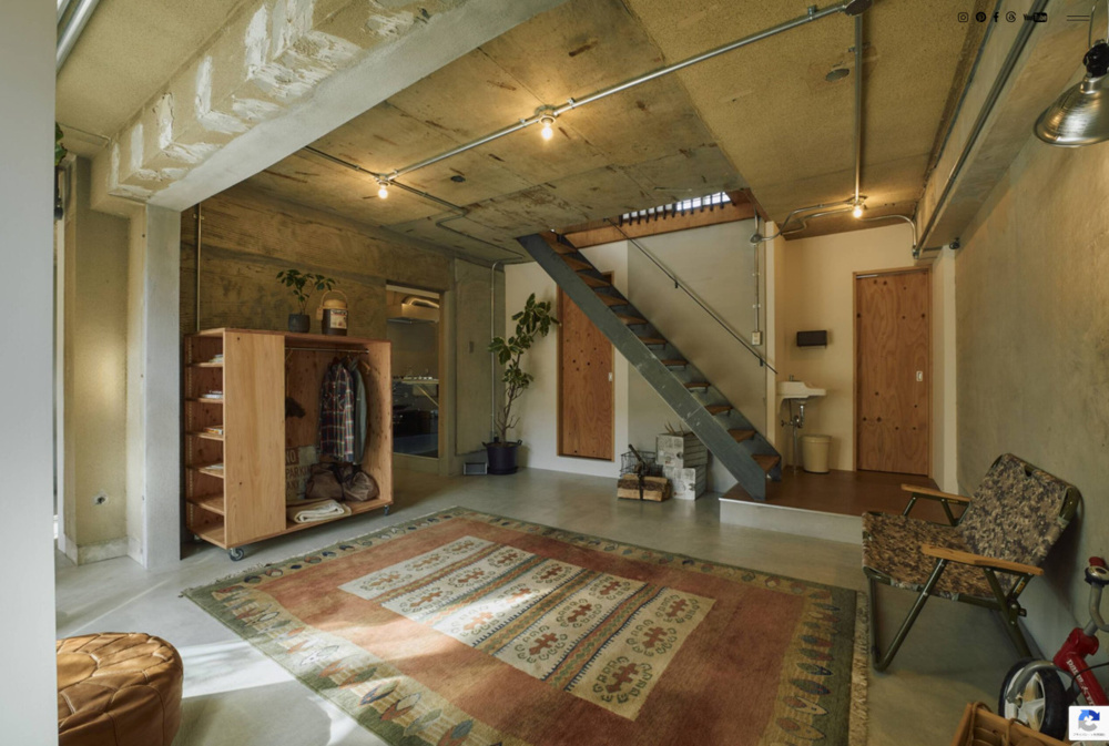 築50年超のテラスハウスが生まれ変わった、クリエイティブで個性の光るリノベーション物件をご紹介！の画像