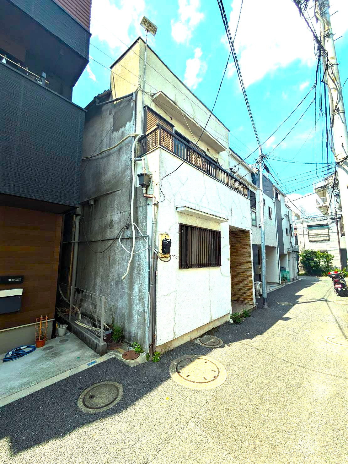 【新着物件】文京区根津二丁目　谷根千エリアの建築条件無し売地！の画像