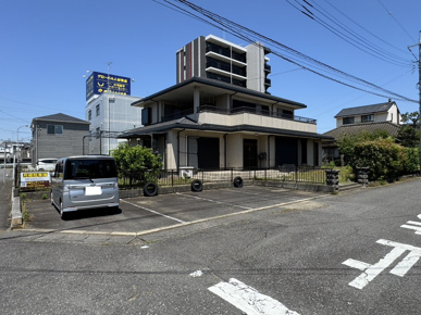 龍ケ崎市駅から徒歩3分の好立地!敷地広々!!の画像