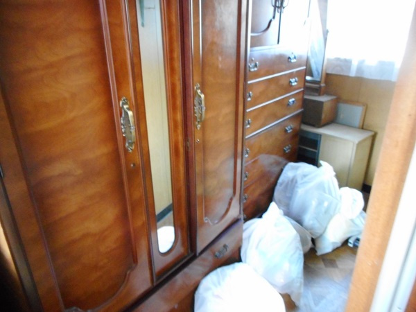 ゴミ屋敷と化した長屋でも守口市内の物件なら買取OKです！の画像