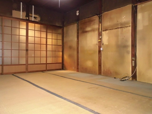 尼崎市内の朽ち果てそうな建物でも即金買取OK!の画像