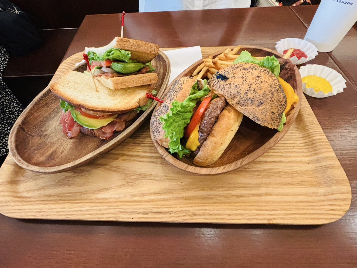 おススメのハンバーガー!の画像
