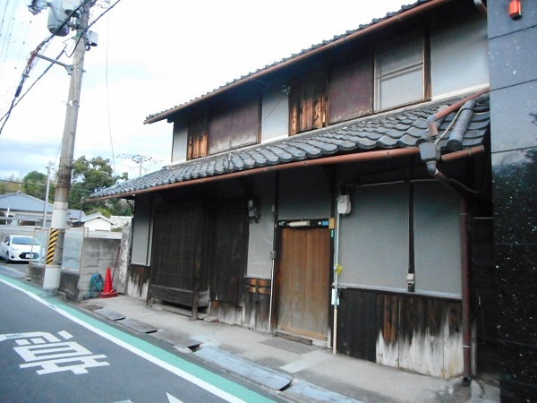 藤井寺市で前道の狭い古家買取の画像