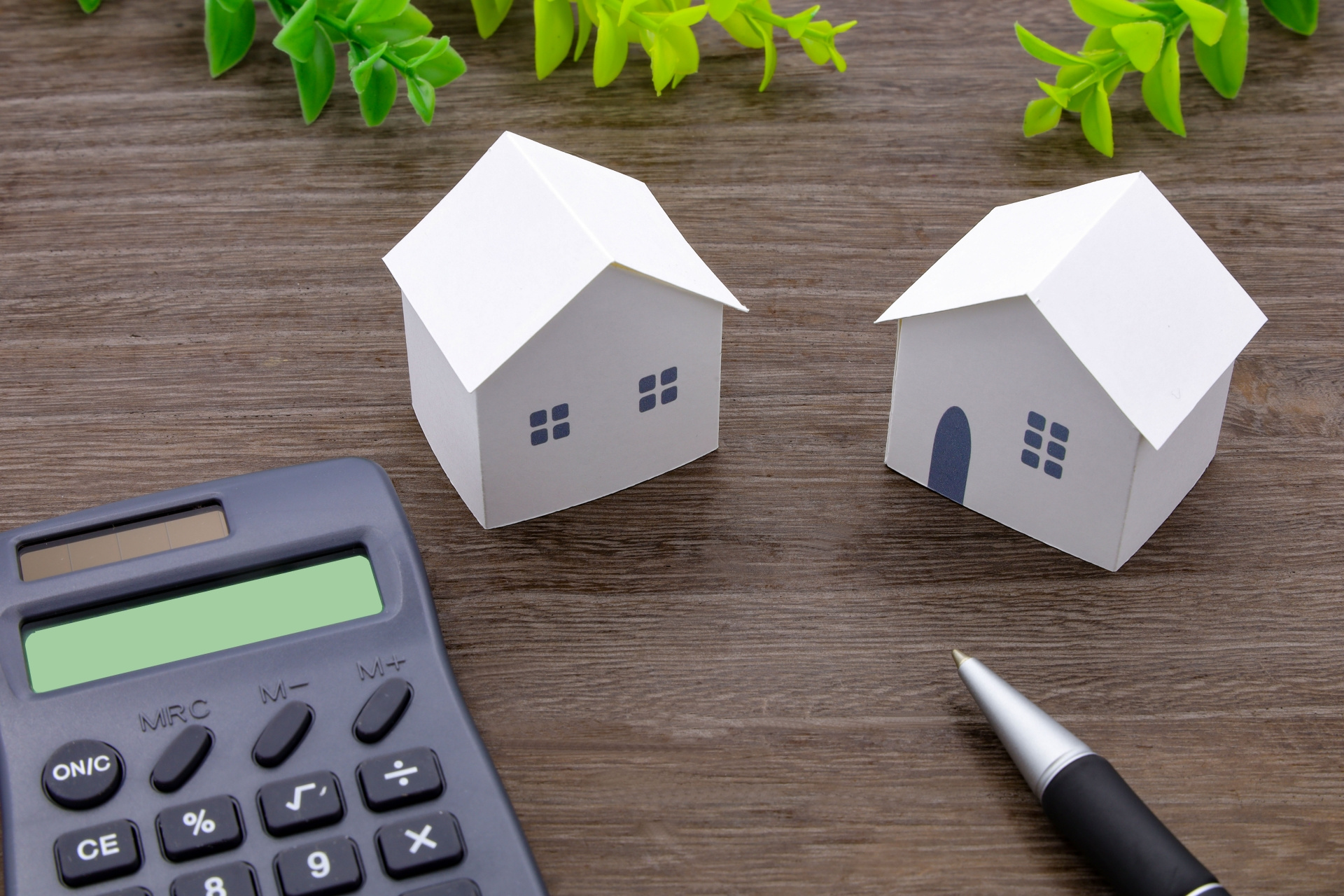 住宅ローンの変動金利と固定金利はどちらが良い？違いと選び方を解説の画像