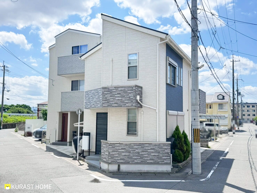 。●注文住宅ならではのオシャレな内装は必見！環境の良い立地も魅力的な中古デザイナーズ物件―西京区桂上野東町　中古戸建―●゜の画像