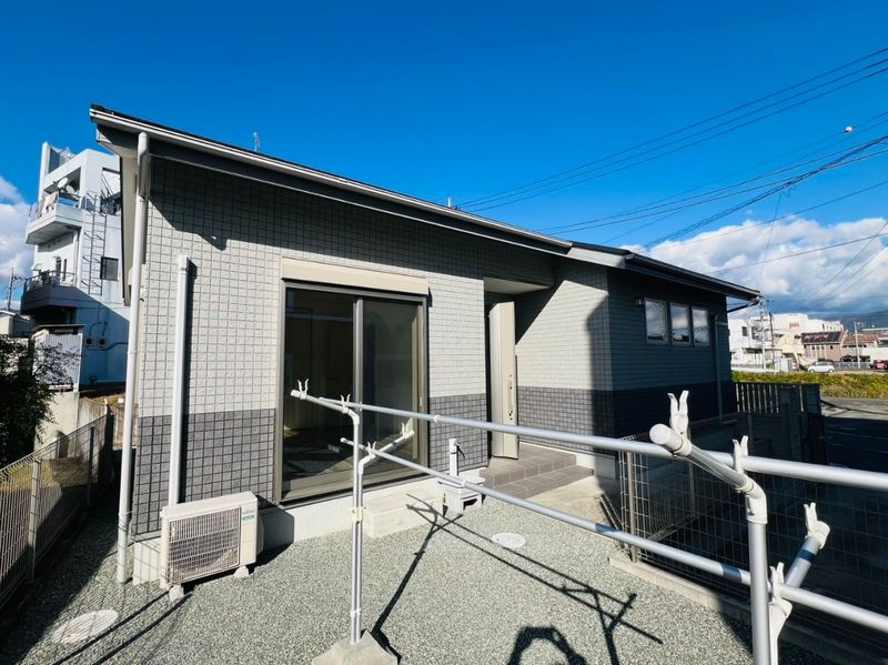 南足柄市飯沢で平屋建てを検討中の方必見!売主直売のフィールドホームズ物件も紹介の画像