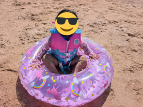 ライフジャケット、ラッシュガードの画像