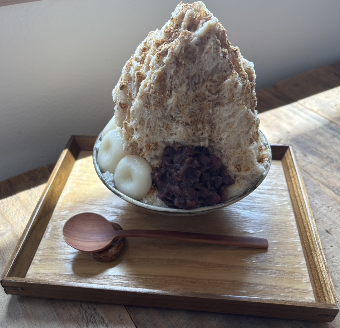 夏のごほうび♪福知山「お土産と喫茶 足立」のきなこ黒蜜ミルク氷の画像