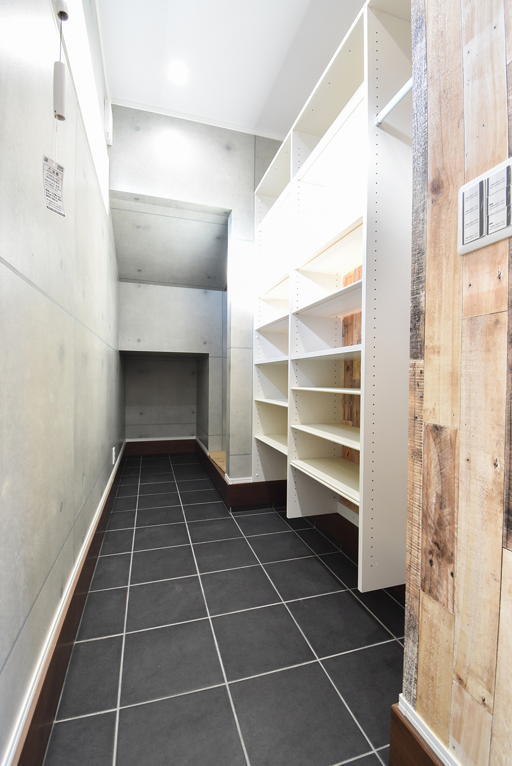 大型シューズクローク