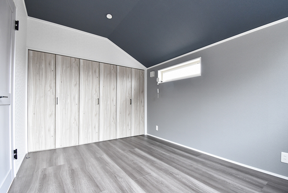 クロスによって雰囲気が変わる居室