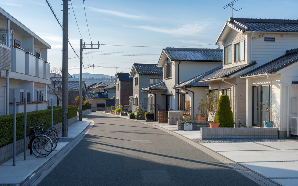不動産売却で迷う一般媒介契約の特徴は？メリットや注意点も解説の画像