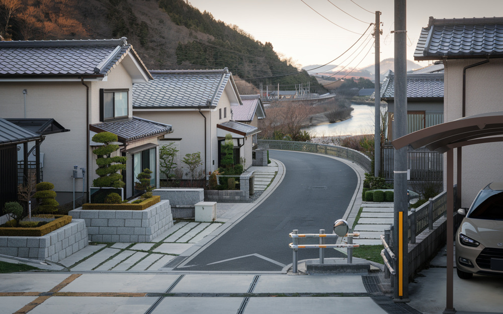 自然災害に備える住宅購入のポイントは？海や山川近くのハザードマップと火災保険も解説の画像