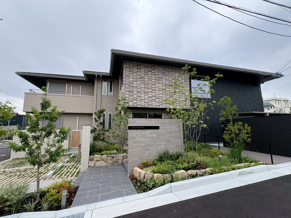 逆瀬川駅徒歩圏！積水ハウス施工・新築ファミリー向け賃貸誕生！ の画像