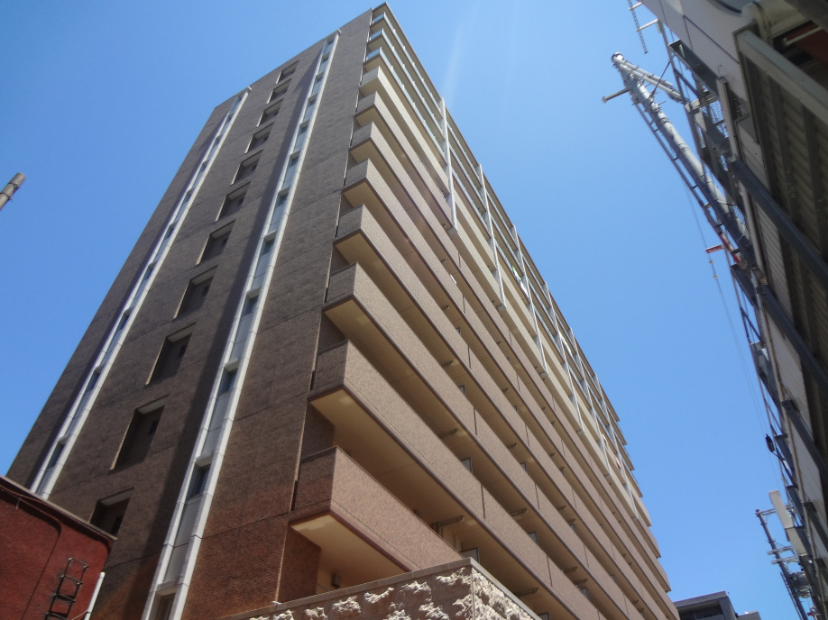 プレサンスロジェ弁天町