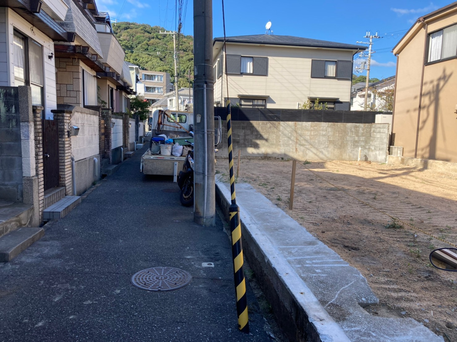 私道に花壇を置くのはNG！！だけど、実態は置いているのはなぜ？の画像