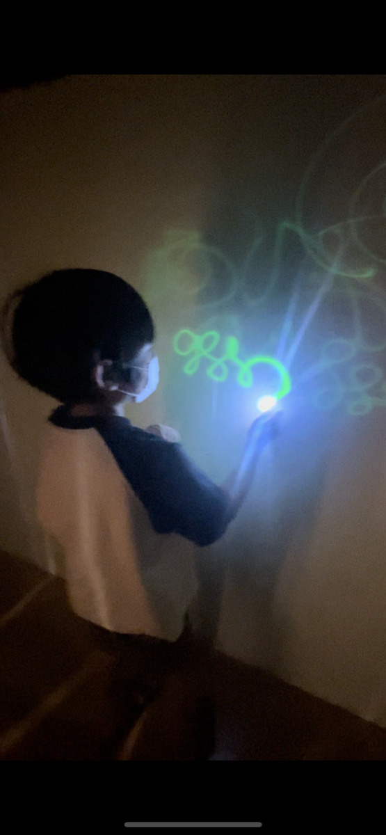 夏休みの思い出｜高知県立美術館「世にも不思議なトリックワールド」の画像