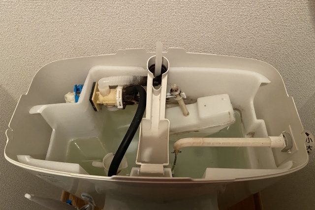 トイレタンクの掃除が必要な理由と掃除の頻度