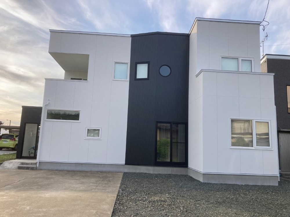 外壁のリフォームでガラリと変わる雰囲気に！の画像