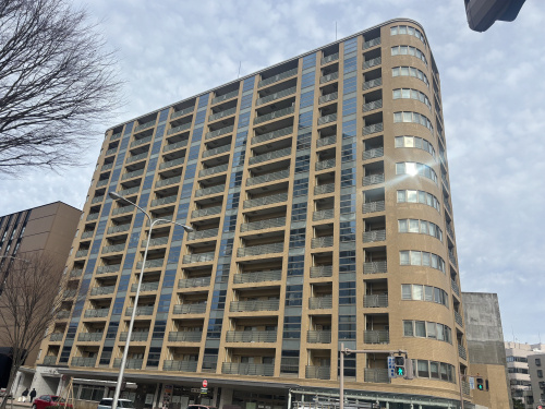 グランドパレス武蔵ヶ辻を売るなら相場は？査定や売却の進め方も紹介の画像