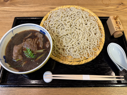 大阪・西天満「なにわ 翁」で味わう至福の肉ざるそばの画像