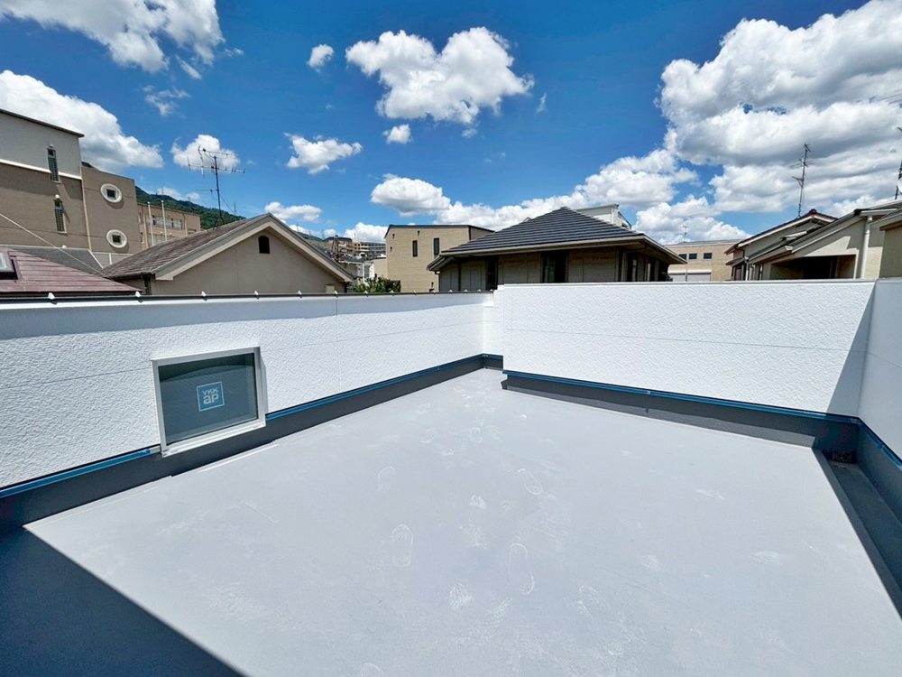 開放感と高級感あふれる新築住宅の画像