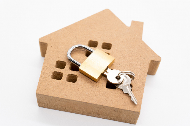 一戸建てにオートロックは後付けできる？設置方法や費用の目安も解説