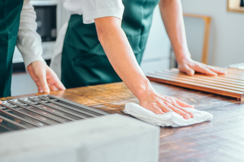 秋に増える結露・カビ対策｜賃貸でもできる湿気トラブル防止法