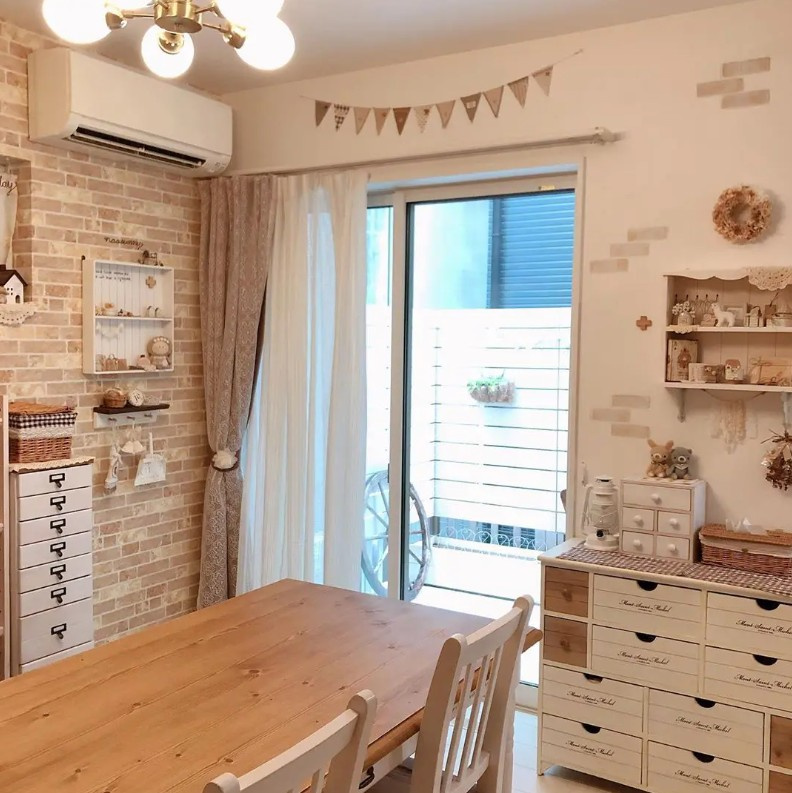 部屋をもっと好きになる！100均×賃貸インテリア術の画像