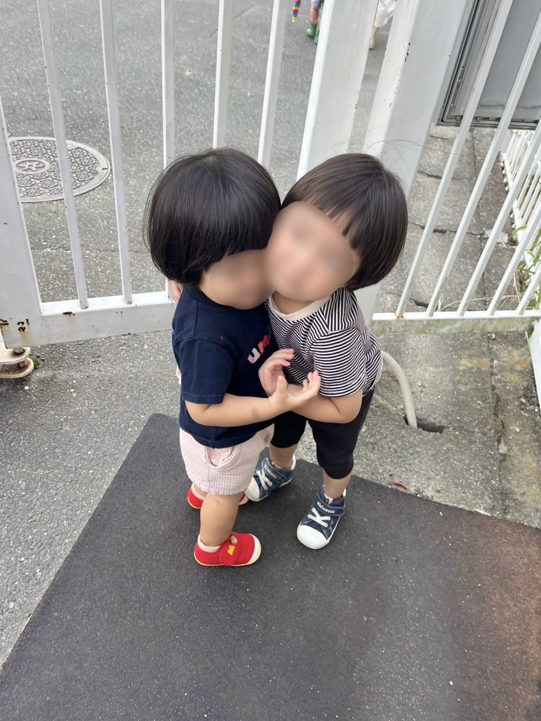 保育園の帰り道の画像