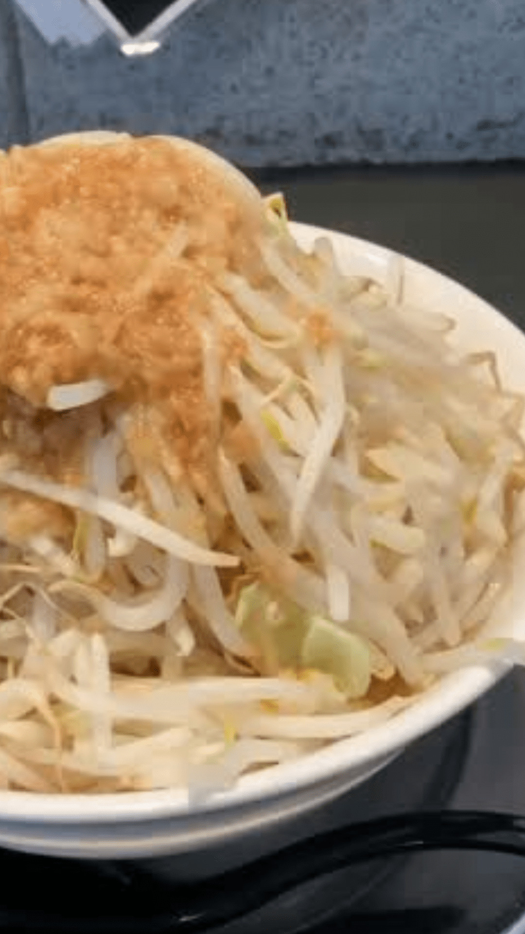 疲れが吹っ飛ぶパンチ力！「メガ豚パンチ」でがっつりラーメン！大満足でした♪の画像