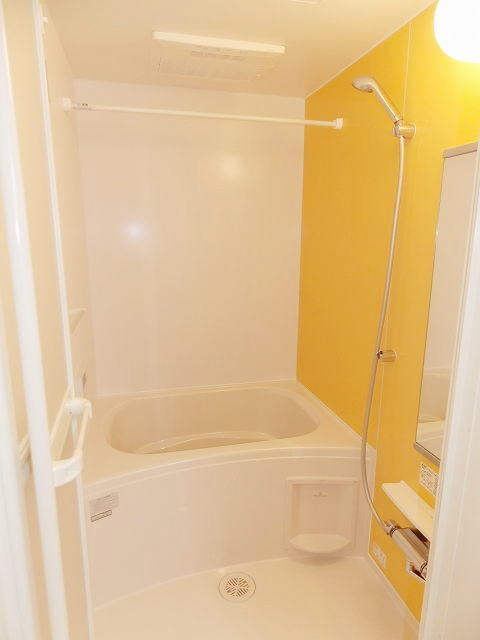 浴室乾燥機付きバスルーム