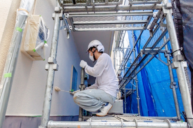 外壁塗装を考える時期はいつ？メンテナンス方法もあわせて紹介の画像
