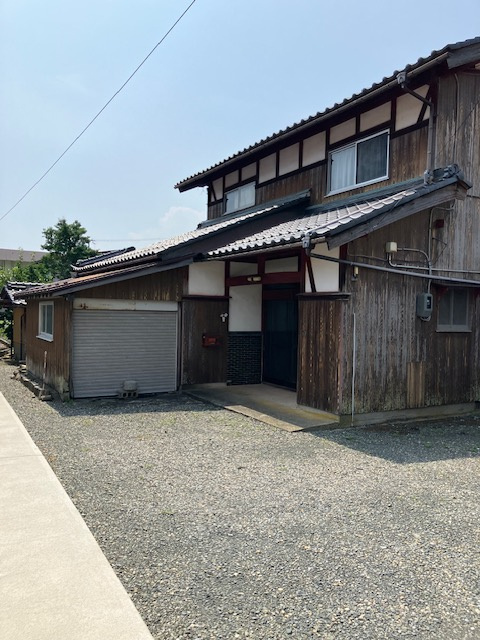 琵琶湖まで徒歩3分！長浜市の中古戸建のご紹介。の画像