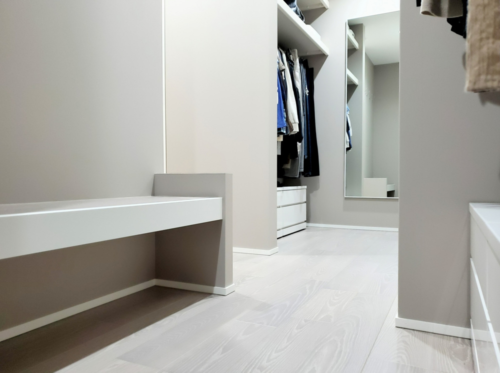 ウォークスルークローゼットは便利な構造？生活動線や魅力も実例とともに解説の画像