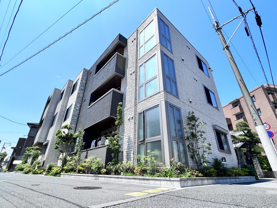 エクラージュの画像