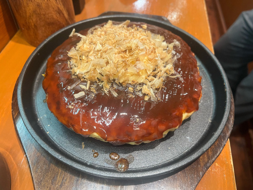 当社の名刺が置いてあるお店【ブールレイン】の画像