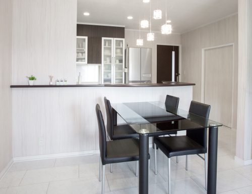 家具ひとつで印象激変！センス良く見える部屋の法則の画像