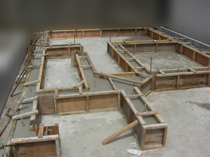 立ち上がり　打設