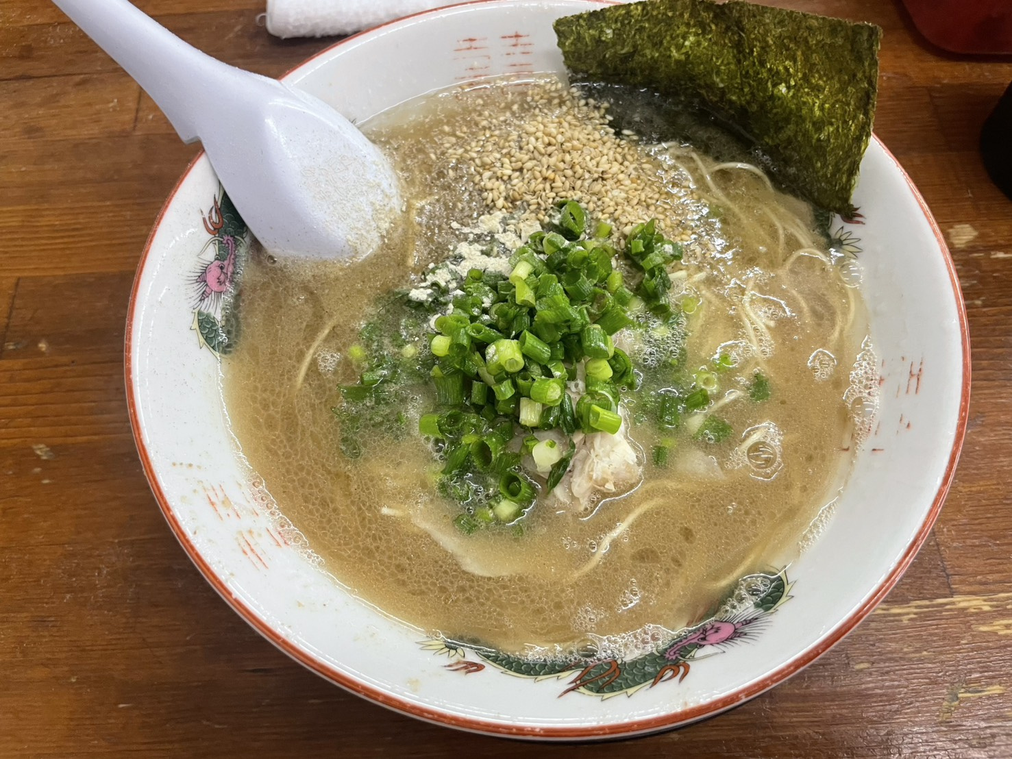 ラーメン しぇからしか｜神戸・住吉で味わう豚骨の王道！「やっぱり美味しい」と言わせる一杯の理由の画像